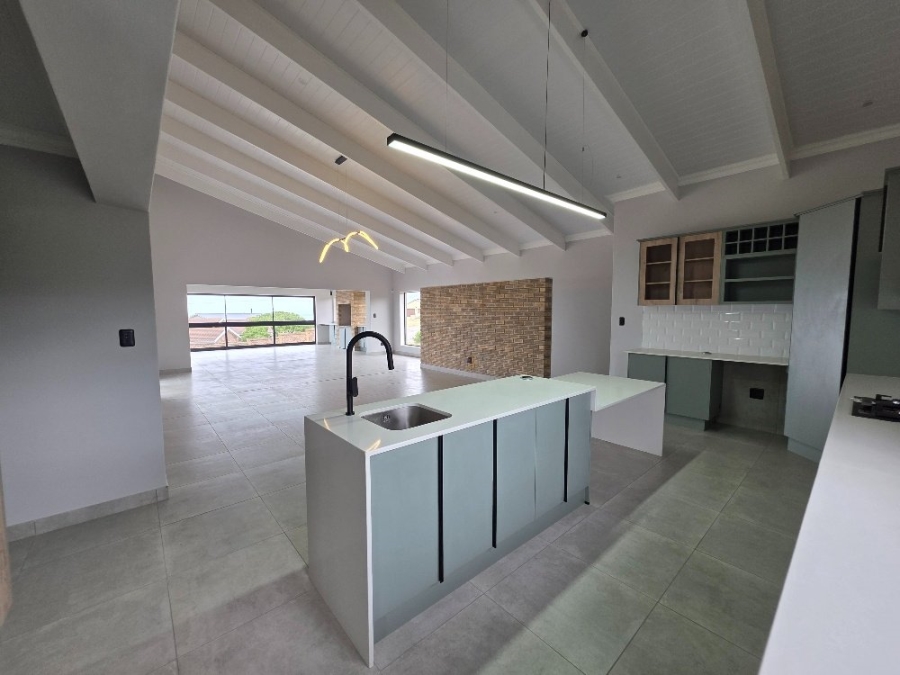 3 Bedroom Property for Sale in Dana Bay Western Cape